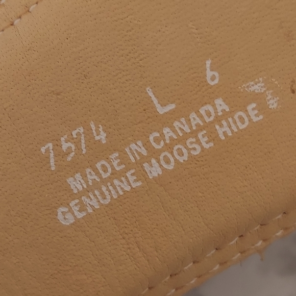 Pre-owned laurentian chief moose hide fringed moccasin - Picture 9 of 9